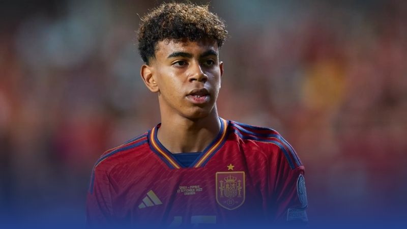 Cầu thủ trẻ Lamine Yamal Ngôi sao tương lai của Barca