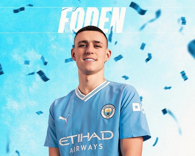 Phil Foden nhận giải Cầu thủ xuất sắc nhất năm của FWA